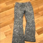 Anthropologie  Pilcro Blue Flare bootcut  Leg Jeans with paisley Pattern‎ size 25 Photo 4