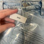 Old Navy  Women Size 14‎ Sky High Straight Distressed Denim Stretch Shorts Photo 5