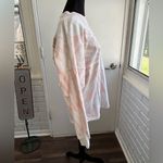 Disney  Parks Pink and White Tie Dye Spirit Jersey XS vacation travel‎ beach Photo 2