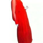 Gorgeous sexy v neck wedding gown long puffy sleeve. Red Size 12 Photo 5