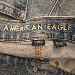 American Eagle Jeans Sigrid 6 Trendy Short Straight Leg Medium Wash Casual Photo 1