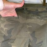 Abercrombie & Fitch WOMENS Camouflage Shorts π size 00 Photo 6
