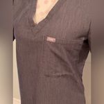 FIGS Charcoal Limited Edition One Pocket Scrub Top Sz XS Photo 3