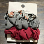 Vera Bradley  Dog Show Scrunchie Trio  Dogs, Gray, and Red Photo 0