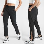 Athleta  Trekkie Belted Pant Size 8 Black Hiking Climing Trail Ripstop Stretch Photo 1