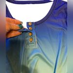 Women's NWOT (never had tags) Long Sleeve Hombre Blues, Silky Top. Size L Size L Photo 4