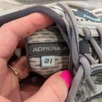 Brooks  Adrenaline in‎ grey and blue. Size 7.5 womens Photo 8