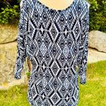Dress Barn  Cold Shoulder Top Photo 6