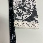 Cathy Daniels , Women's top, Size Large, Gray & White Floral, 3/4 length sleeves Photo 9