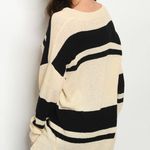 Cream And Black Sweater M Size M Photo 1