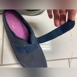 Easy Spirit  Platform Anti Gravity Women's lightweight Tennis Shoes with Velcro. Photo 6