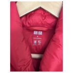 Uniqlo Down Vest Womens Medium Red Quilted Lightweight Water Repellent Outdoor Photo 2