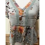 Eyeshadow   ~ V-Neck Blouse ~ Size Small ~ Light Green With Floral Print Photo 1
