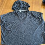 Victoria's Secret Victoria’s Secret NEW YORK Hooded VSNY Work Out Shirt Size Large Gray  Photo 2