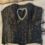 Sabrina Carpenter Black Rhinestone Heart Cut Photo 2