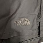 The North Face NWOT Aphrodite Motion Bermuda Shorts Women's Small Black Photo 2