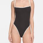 SKIMS Fits Everybody Women's Black Contrast Trim Scoop Neck Bodysuit L NWT Photo 0