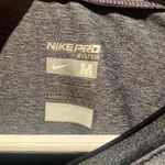 Nike  Pro Women’s Fitted V Neck T Shirt Size Medium Gray Photo 5
