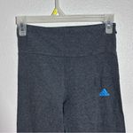 Adidas  Women Gray Activewear Linear Logo Leggings size Small. Photo 2