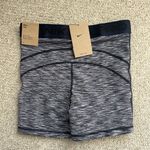 Nike  Dri-Fit Pro Women’s 3” Navy Blue Athletic Spacedye Spandex Sz S NWT Photo 5