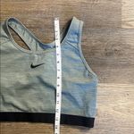 Nike Dri Fit Women’s Grey Racerback Athletic Sports Bra Size XL Photo 4