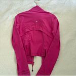 Lululemon  Define Cropped Nulu Photo 1