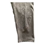 Gymshark Gray cropped leggings, great condition, size small Measurements: Waist: side to side 13 inches I seam: 17 1/2 inches Photo 3