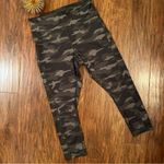 Athleta  Ultimate Stash Pocket Camo 7/8 Tight, Olive SIZE 1X Photo 3