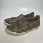 Rockport Willa Bow leather‎ slip on sneakers tan brown size 8.5 Photo 3