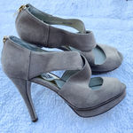 Stylish MK suede leather sandals 🌷🌷🌷NWOT Tan Size 7.5 Photo 0