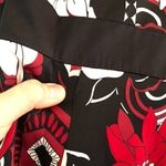 Ann Taylor Black Red White Multi Floral 3/4 Sleeve Knee Length Work Shift Dress Photo 8