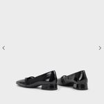 Vegabond debbi pumps black size 11 runs small listed as a 10 Photo 3