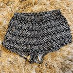 Divided B&W Patterned Shorts Photo 1