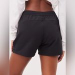 Outdoor Voices  RecTrek 4" Shorts black small NEW Photo 2