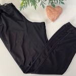 REI Capri athletic leggings. Size Medium. Black Photo 0