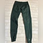 Gymshark Woman’s Leggings Dark Green Photo 1