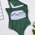Boutique green one shoulder monokini Photo 2