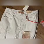 Elite Jeans  High Rise White Distressed Flare Jeans size 7-8 31 inseam nwt Photo 3