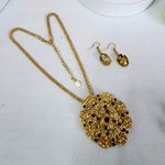 Gold Brooch Pin / Pendant Necklace with Earrings Set Photo 1
