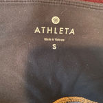 Athleta  Black Striped Relay Capri Cropped Leggings Women Sz S Photo 7