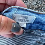 Madewell  Perfect Summer Jean Thrashed Holes Size 31 Photo 8