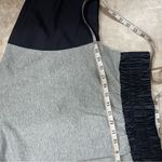 Nike Womens Sweatshirt Sz XS Gray Black Pullover Crew Neck Workout Activewear‎ Photo 2