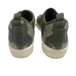Blondo  Farrah Waterproof Knit Slip On Sneaker Camo Casual Comfort Size 8.5‎ Photo 3