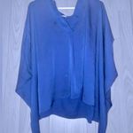 Mahina  Women’s Flowy Linen Blouse Photo 1