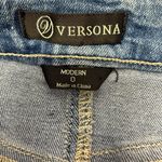 Versona Women’s Modern Two Toned High Waisted Flared Blue Jeans Size 0 Photo 5