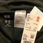 Uniqlo  Ultra Stretch AIRism Shorts in Black Photo 5