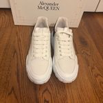 Alexander McQueen  Court Trainer in White/Black Size 39 Photo 2