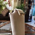 Vintage Floral Print Clip On Earrings
Preowned good condition no flaws Photo 1