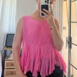 Pink flowy top Photo 0