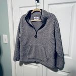 Jackson Hole Outerwear‎ size large grey sherpa half zip pullover. Gray Photo 10